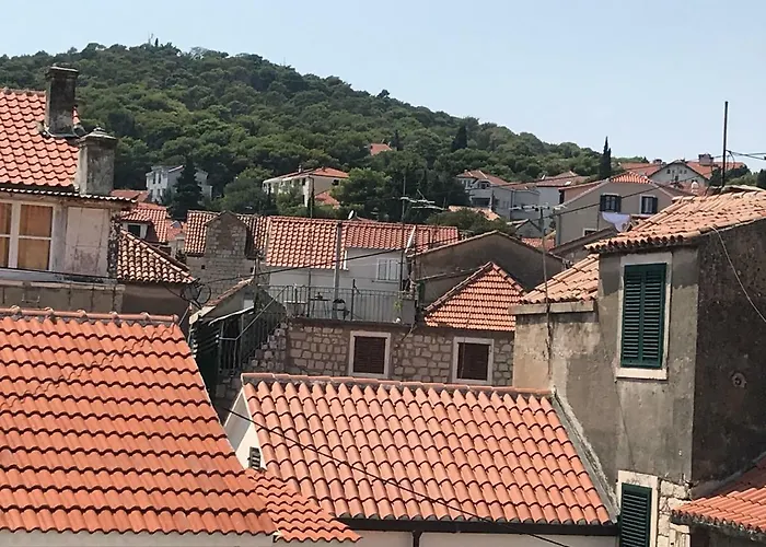 شقة Nilaj سبليت